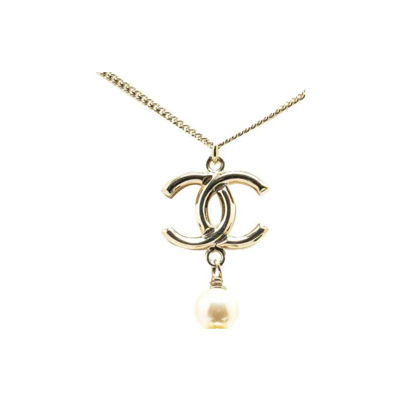 CHANEL 2017 Plated Cc Faux Pearl Pendant Necklace Costume Necklace-2