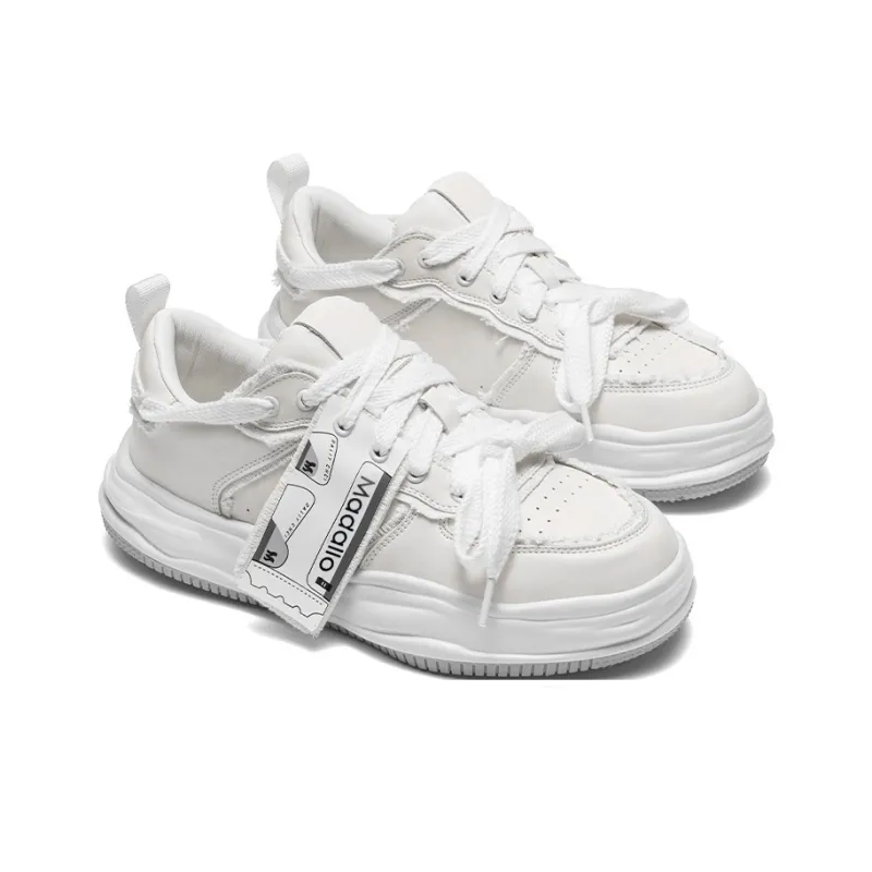 MADALLO Rocking Collection Fashion Dissolve Shoes Thermal Slip Resistant Low Top Skateboard Shoes Women's White-1