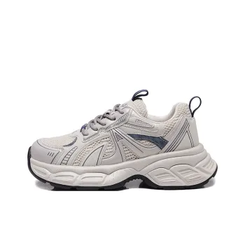 Bull Charm Chunky Sneakers Women's