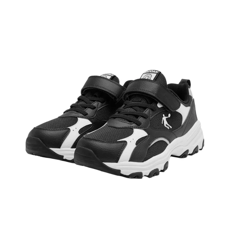 QIAODAN Anti Slip Wear Resistant Low Top Kids Lifestyle Shoes Black/Jordan White Teenagers-2