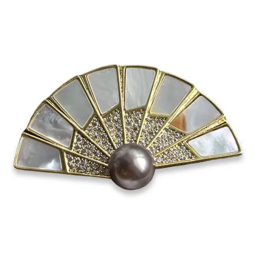 PEARL QUEEN Freshwater Pearl Brooches Women's