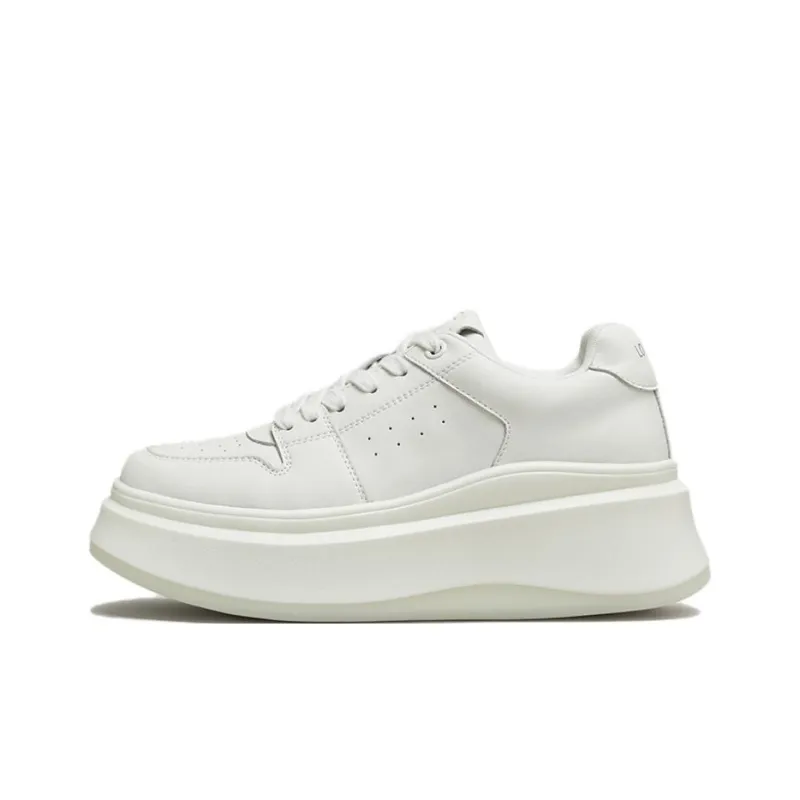Tata Little White Whale Coverage Lightweight And Breathable Low Top Skateboard Shoes Women's White-3