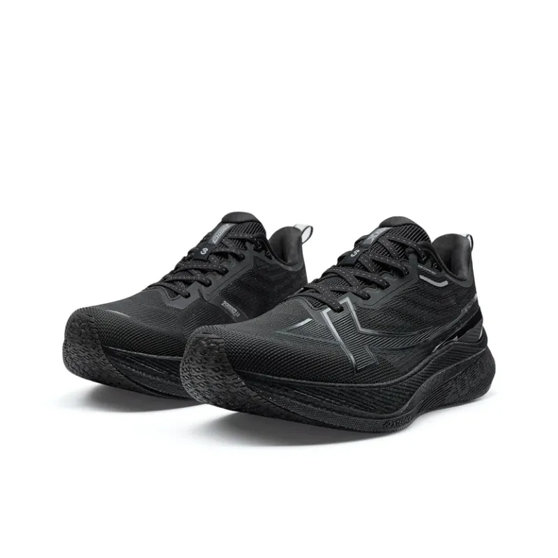 XTEP 2000km 3.0 Running Shoes Men Low Top Black-3