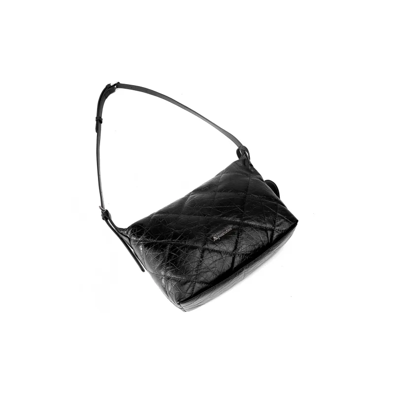 AQUASCUTUM Top Grain Cow Leather Shoulder Bag Women's Black-4