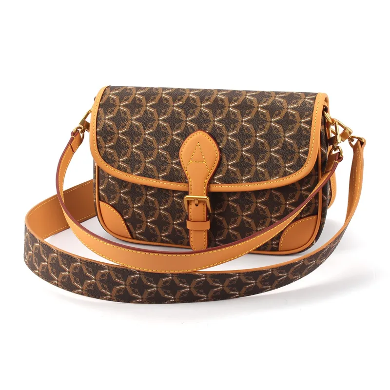 AQUASCUTUM PVC Shoulder Bag Women's Brown-0