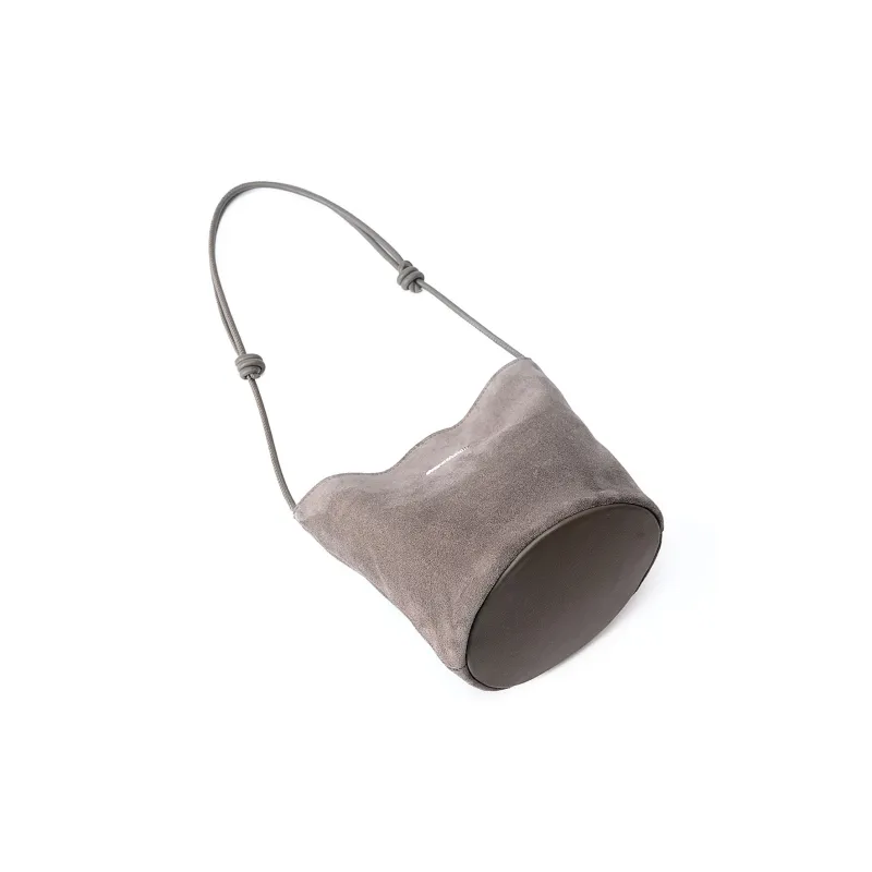 AQUASCUTUM Cow Leather Bucket Bag, Shoulder Bag Women's Multicolor-4