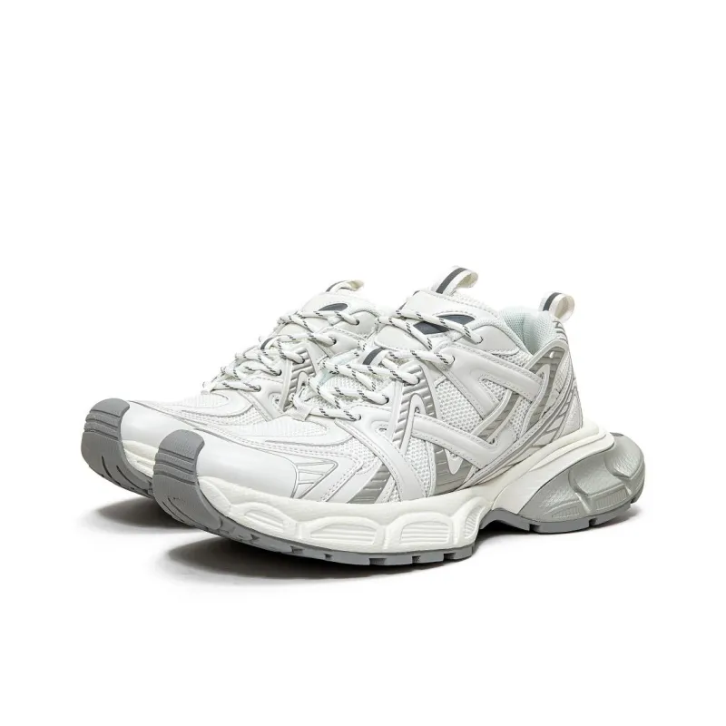 HeeDimensional Abrasion Resistant Low Top Chunky Sneakers Unisex-1