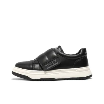 NAVIGARE Small Sailboats Height Increasing Low Top Skateboard Shoes Men's Black