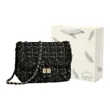 Black+Portable Shopping Bag
