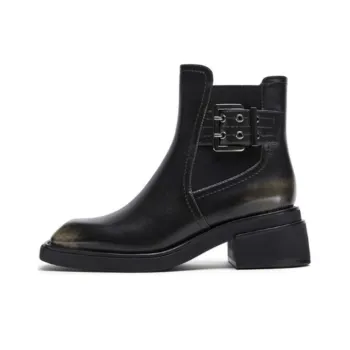 Marie Claire Chelsea Boots Women's Black