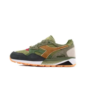 Diadora N9002 24 Kilates X Mita Sneakers X Mighty Crown Respect Over Hate