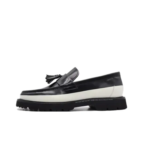 COLE HAAN Tassel Loafer Fragment