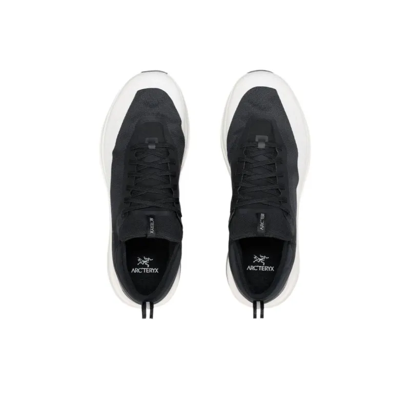 Arcteryx SYLAN Slip Resistant Low Top Running Shoes Men's Black-1