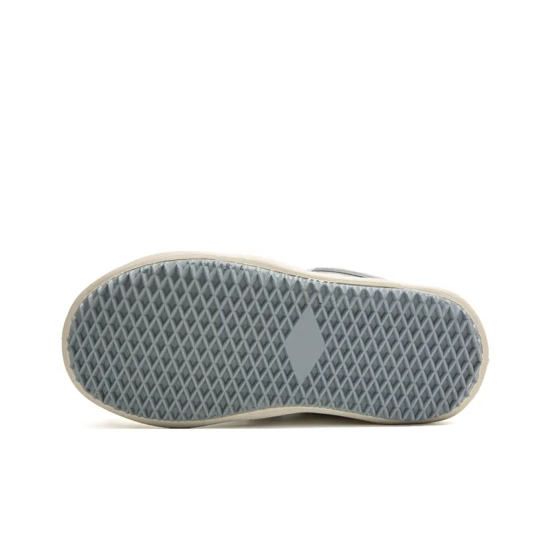 STAE Anti-Slip Wear-Resistant Low-Top Skateboard Shoes Women's Box Included-23