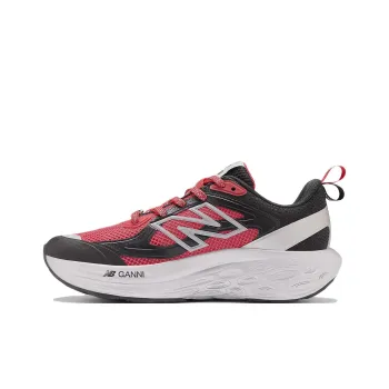 New Balance Fresh Foam Trainer Ganni Black Silver Metallic Red