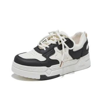 Little Red Man Low Top Skateboard Shoes Women's