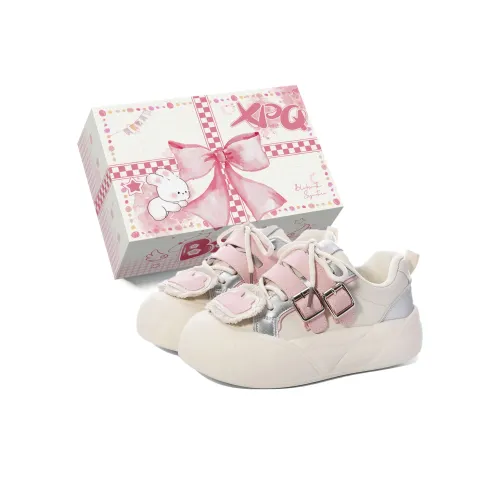 XPQ Coverage Wear Resistance Balance Low Top Skateboard Shoes Women's