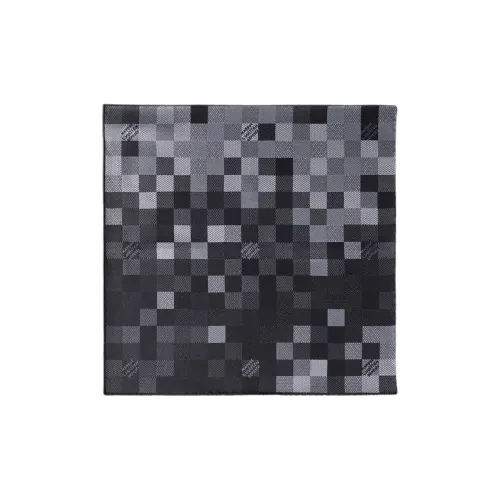 LOUIS VUITTON Damier Pocket Square