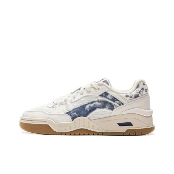 LiNing Moon White 2.0 Slip Resistant, Abrasion Resistant, Breathable Low Top Skateboard Shoes Women's Beige Blue