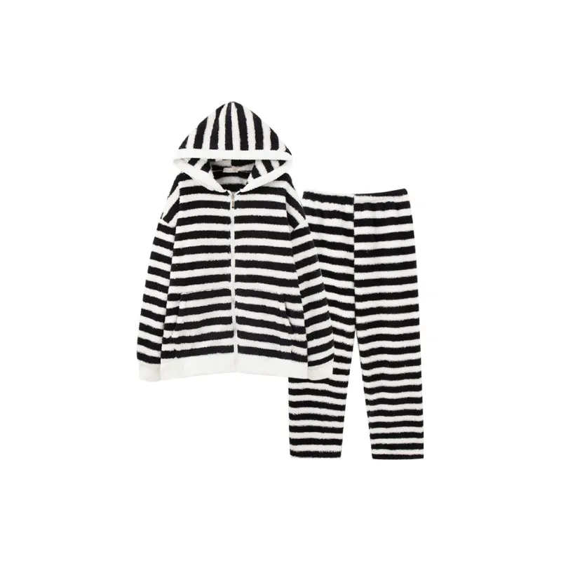 Sleeping Beauty Pajama Set Women's Image Color-0