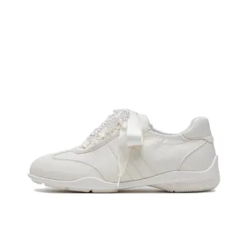 Staccato Butterfly Island Collection, Pearl Butterfly Low Top Casual Shoes Women's