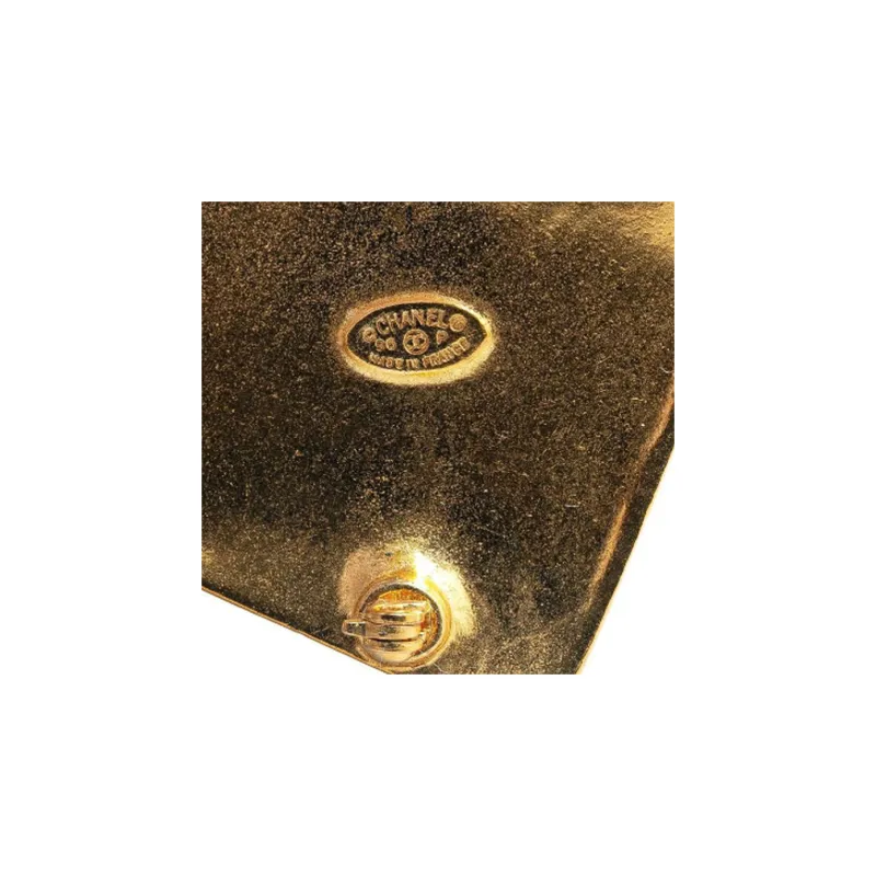 CHANEL 1996 Diamond shaped Cc Brooch-2