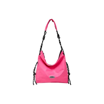 TAKI Shoulder Bags