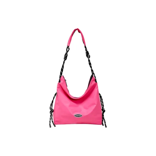 TAKI Shoulder Bags