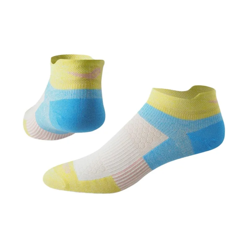 Saucony Inferno Liteweight Inferno Ultralight No Show Tab Ankle Socks Unisex 3 Pack Light Pink-3