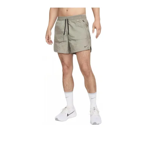 Nike Stride Sports Shorts Men's Dark Gray Mud