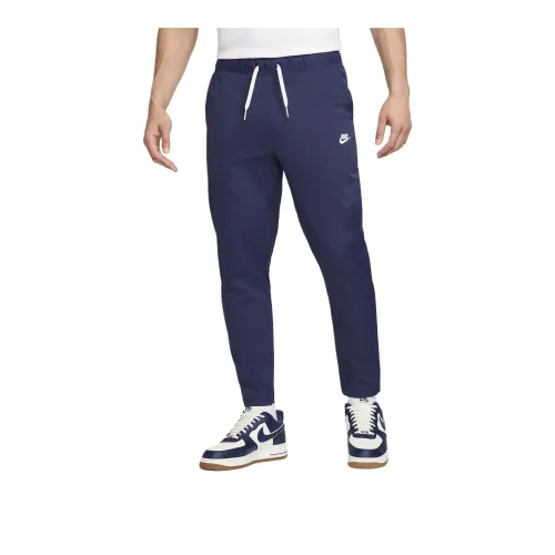Nike Club Men's Woven Tapered Leg Pants