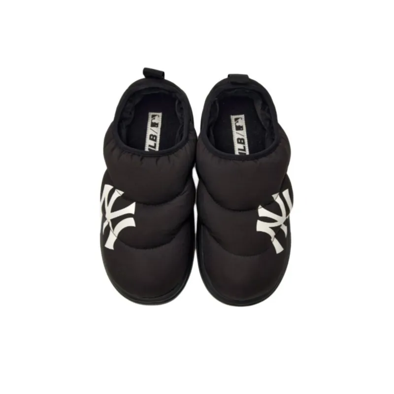 MLB New York Yankees Anti Slip Wear Resistant Low Top Casual Shoes Unisex Black-3