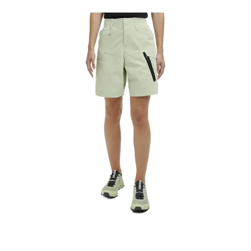 On Explorer Shorts Casual Shorts Women's Vine Green