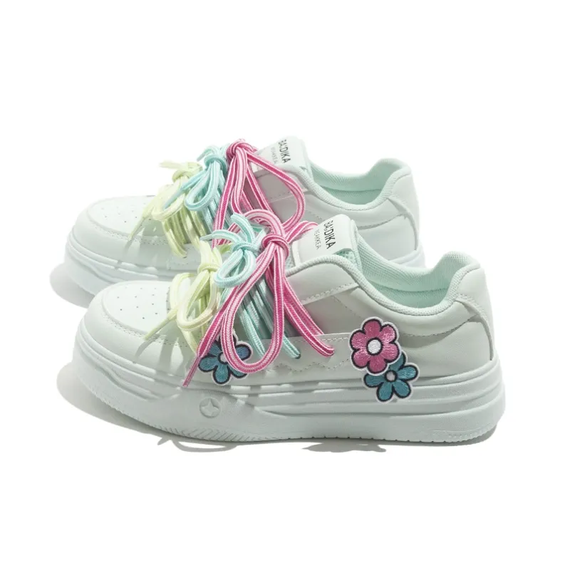 MEAKKEA Non-slip Lightweight Low-Top Skateboard Shoes Women's-1