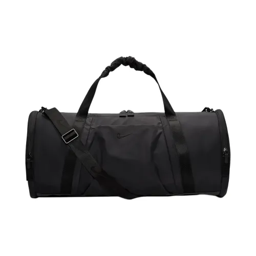 Nike One Duffel Bag 35L