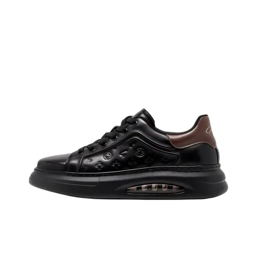 Satchi Wear affordable Low Top Skateboard Shoes Men's Black