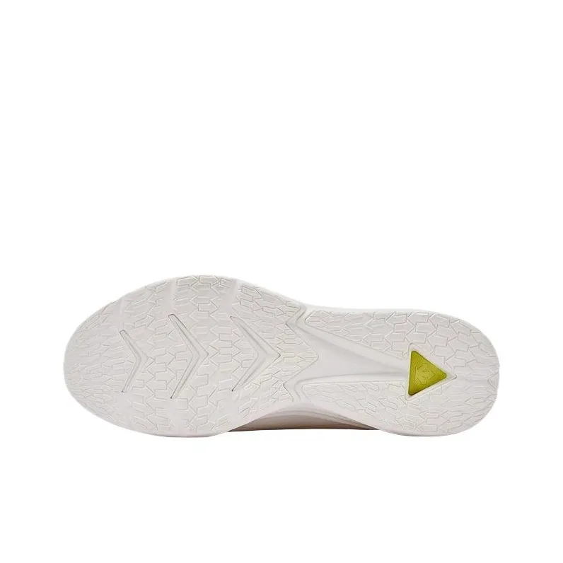 DESCENTE Anti Slip Wear Resistant Low Top Running Shoes Men's White-3