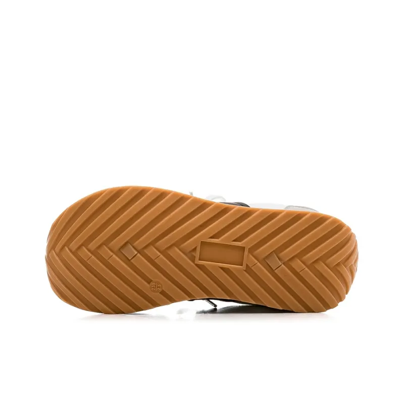 La Chapelle Slip Resistant Low Top Casual Shoes Women's-9