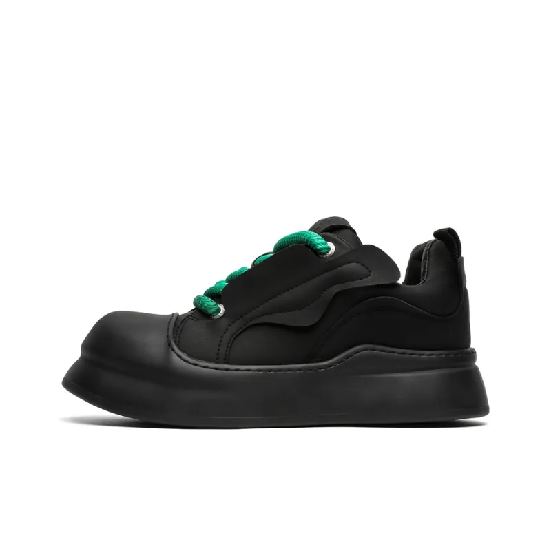 KUNGFUDEER Cool Play Collection Anti Slip Wear Resistant Low Top Skateboard Shoes Unisex-0