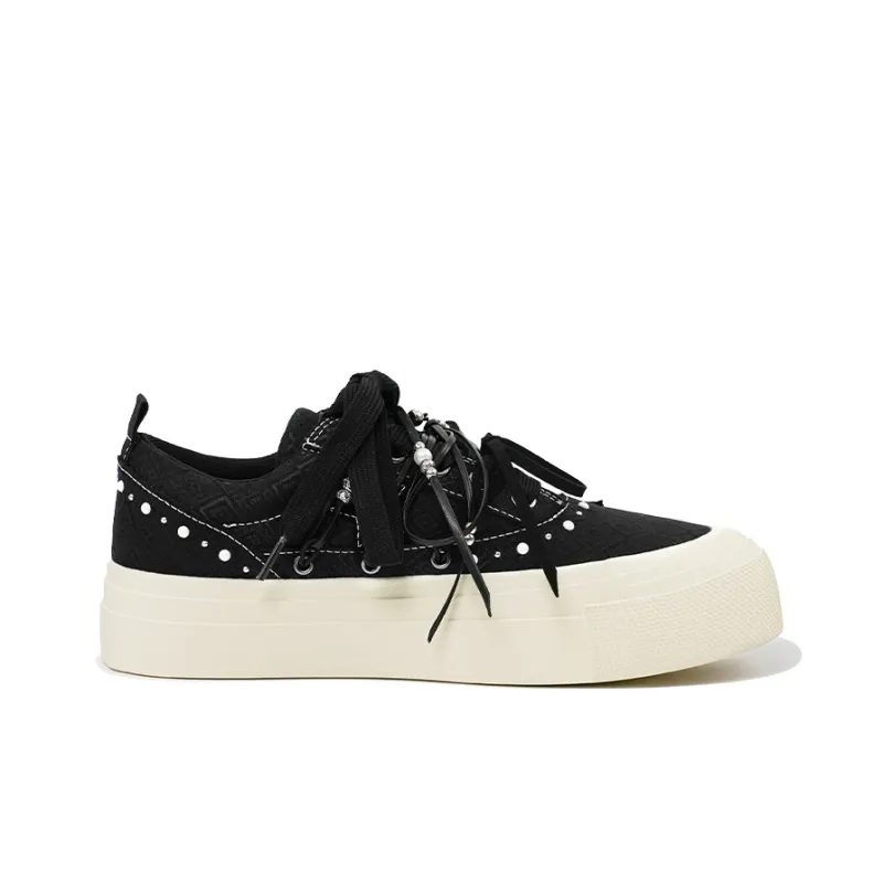 'TANGTAN1900' x KAALIXTO Anti Slip And Wear Resistant Lightweight Low Top Canvas Shoes Unisex Black-1