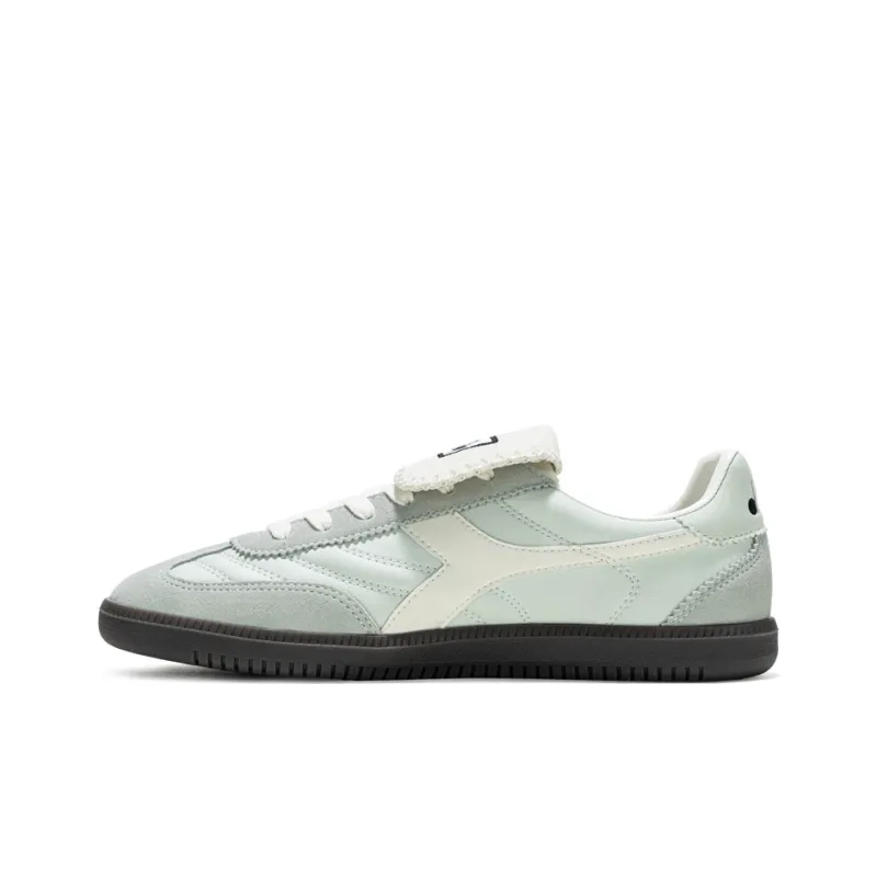 Diadora Cushioning Low Top Skateboard Shoes Women's White Green-0