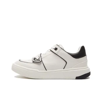 Le Saunda Lightweight Wear resistant And Non slip Low Top Skateboard Shoes Women's Ecru+Black