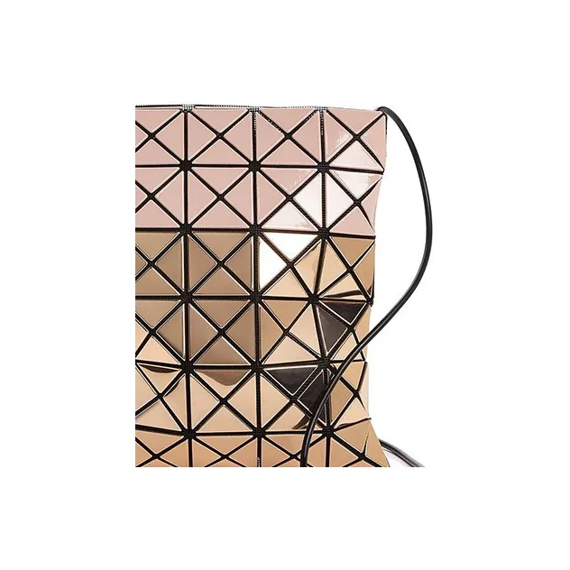 ISSEY MIYAKE Shoulder Bags-4