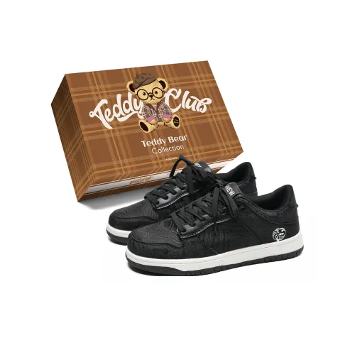 Teddy Bear Collection Coverage Anti Slip And Wear Resistant Low Top Skateboard Shoes Unisex