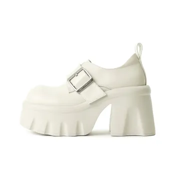 NUTTINESS Loafers Women's Black/White