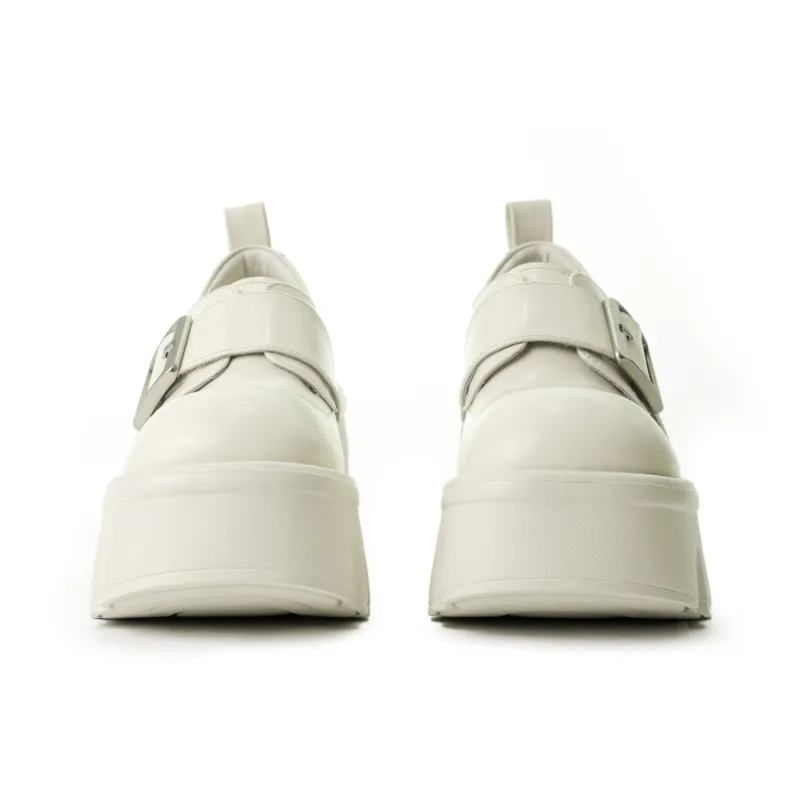 NUTTINESS Loafers Women's Black/White-5