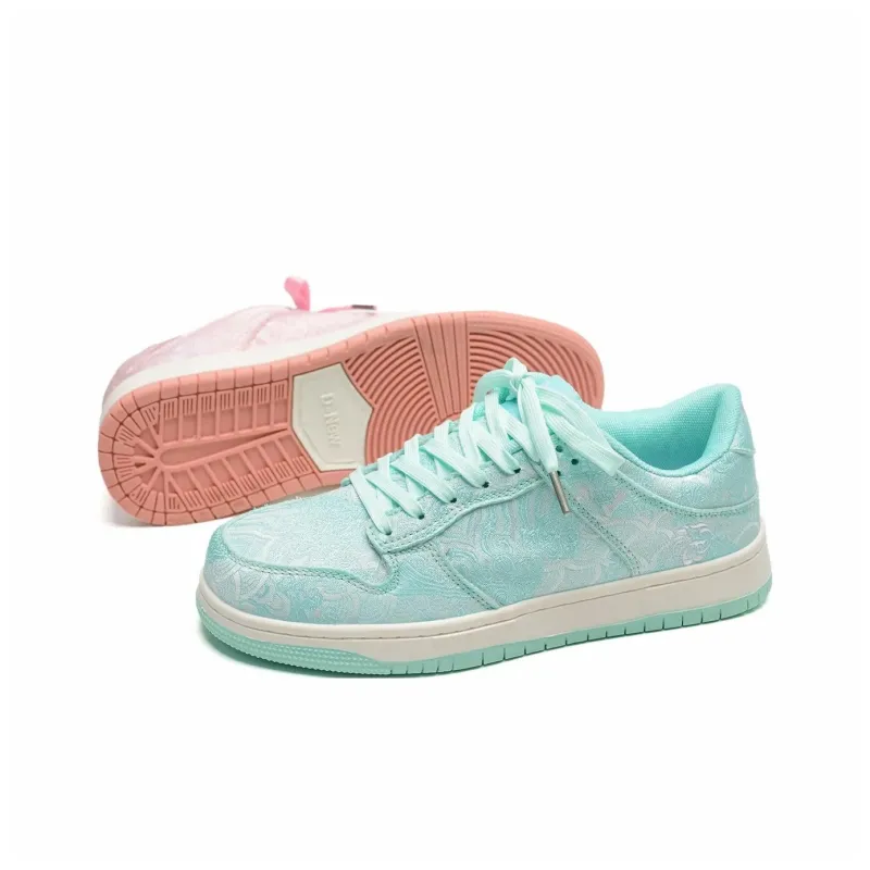 Teddy Bear Collection Coverage Slip Resistant And Abrasion Resistant Low Top Skateboard Shoes Unisex-33
