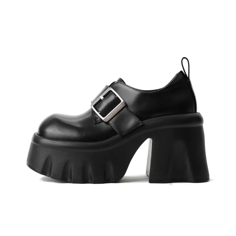 NUTTINESS Loafers Women's Black/White-6