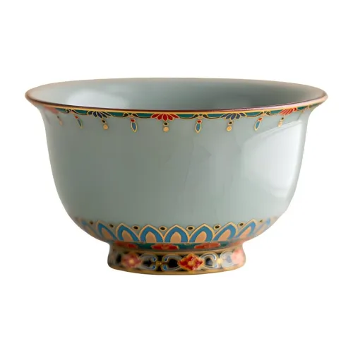 Such As Porcelain Moving Tea Cups