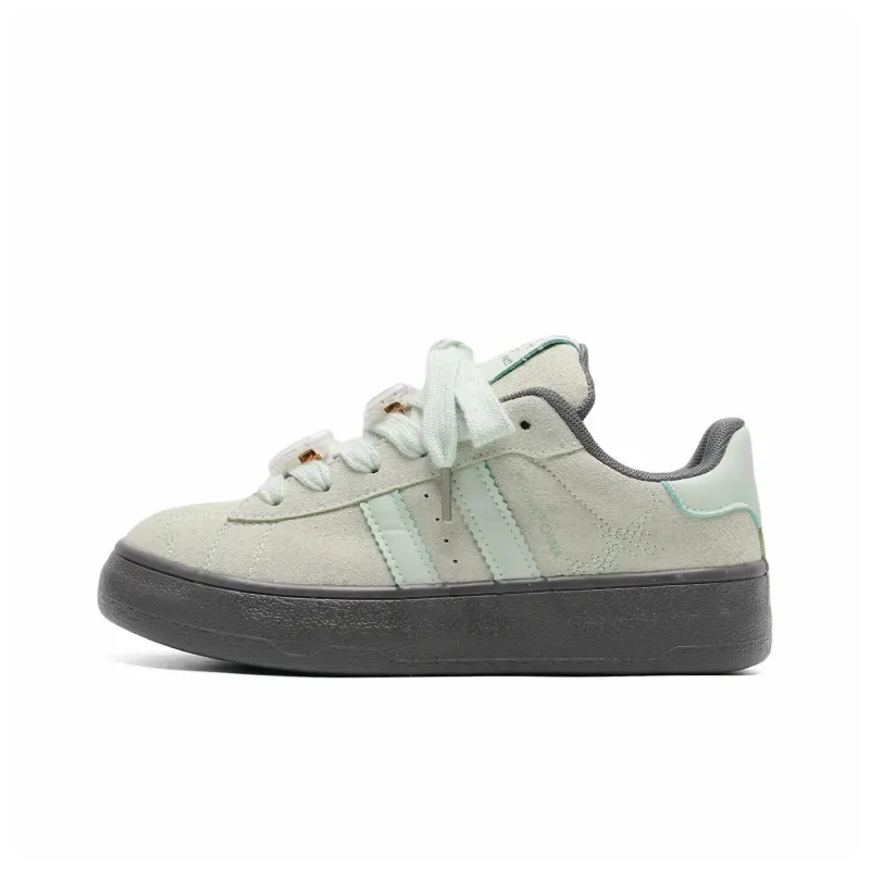 Teddy Bear Collection Coverage Slip Resistant And Abrasion Resistant Low Top Skateboard Shoes Women's-1